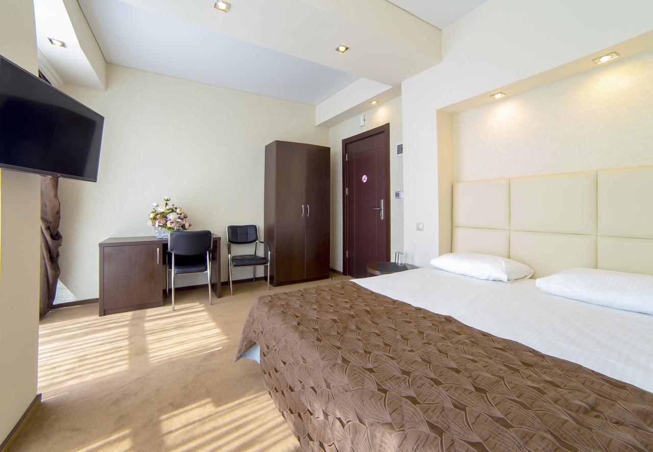 Grand Hotel กากรา ภายนอก รูปภาพ