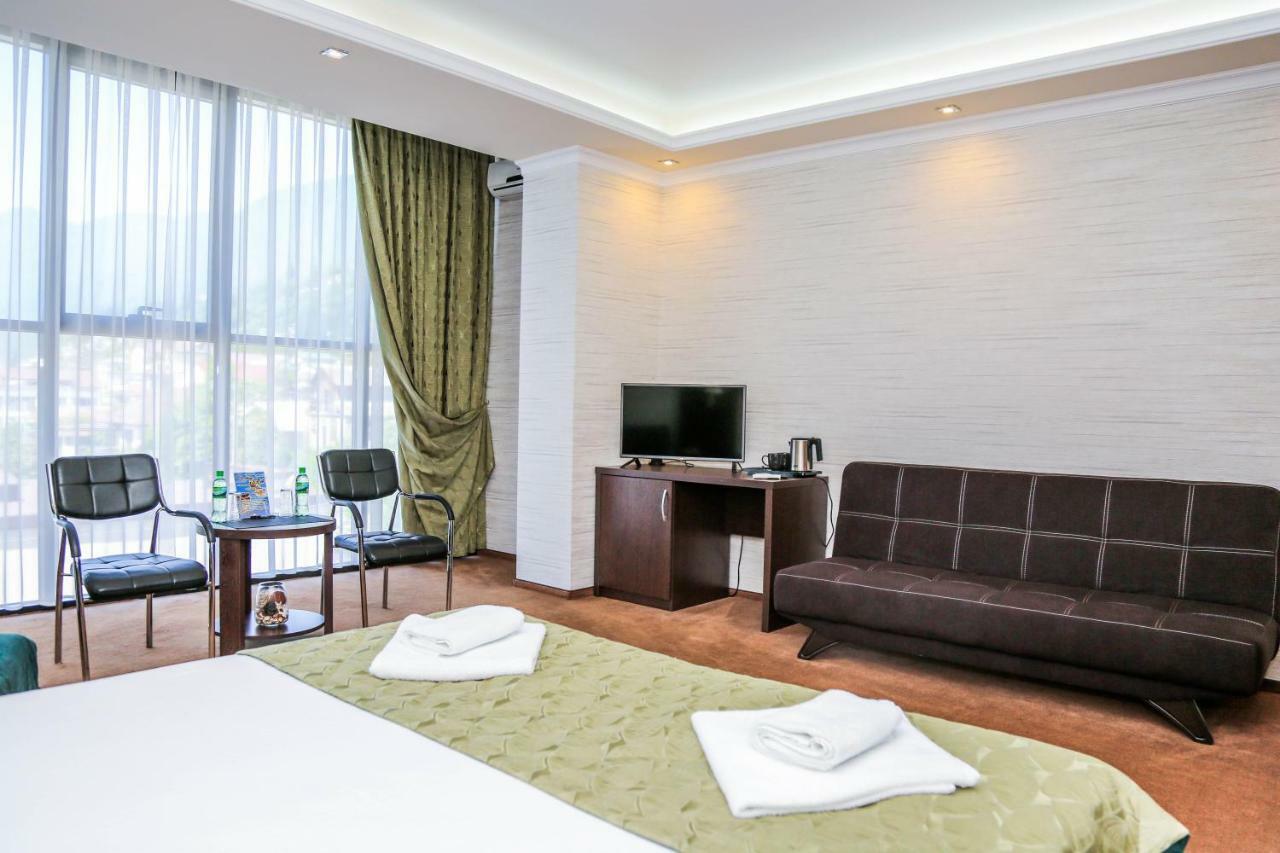 Grand Hotel กากรา ภายนอก รูปภาพ